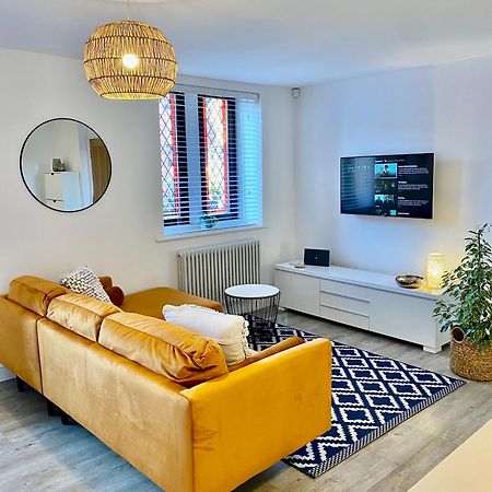 Boutique Chapel Apartment Within City Walls 切斯特 外观 照片