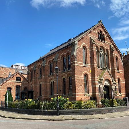 Boutique Chapel Apartment Within City Walls 切斯特 外观 照片